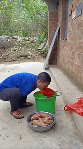 420K views · 11K reactions | Handicapped Man Cooking With His Feet | Verrell Bramasta | Facebook