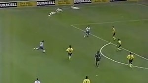 Benjamín Galindo tuvo una brillante trayectoria y fue campeón con las Chivas, el Cruz Azul, el Pachuca y el Santos-Laguna, después de haberse convertido en figura desde el Tampico-Madero. | Roberto Gómez Junco