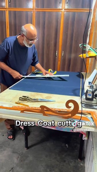 Dress Coat Cutting Guide for Tailors