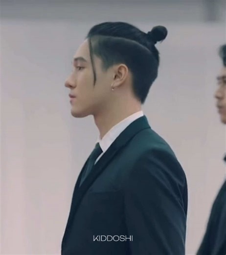 KIDDOSHI 🕊 (@thvisualxxx)’s videos with void - super slowed - isq