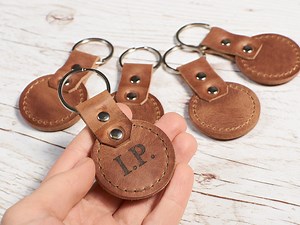 Personalized Leather Keychain. Handmade Leather Key Fob Gift for Him. Custom Color Monogrammed Keyring. Brown Leather Minimalist Key Holder. - Etsy