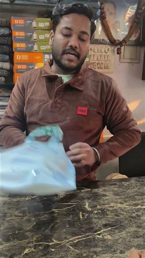 Big note prank in public 😂.#shorts #viral #trending #comedy #funny #shortvideos #prank #explore #fyp