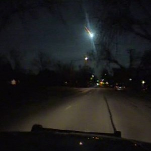 193K views · 3.3K reactions | A meteor surprised folks from New York to Minnesota early Monday morning, lighting up the sky | Popular Science | Facebook