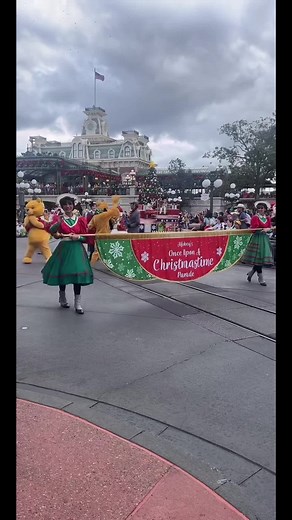 Merry Christmas Eve from Disney world ❤️🎄✨ Mickeys Once Upon a Christmastime Parade in magic kingdom