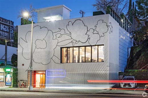 11150 Ventura Blvd, Studio City, CA 91604 - Turnkey Event Space | Quick Access to the 101 | LoopNet