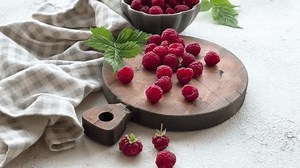 Fresh Organic Ripe Raspberry Leaves Stock Footage Video (100% Royalty-free) 3639919099 | Shutterstock