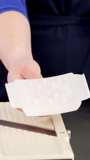 How to Safely Use a Mandoline Slicer #Shorts