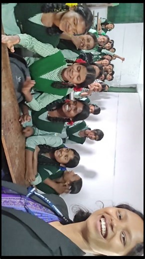 class me Masti 😁#beautiful#trendingreels#fun#instamood#school#masti#schoollife#viralreels#b.edlife