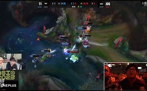 【JDG VST1决胜局】DOINB、微笑解说：泰坦玩的太好辣，还得是三选泰坦，感谢泰坦😆😆！今天真的非常精彩，打得非常好！你听说过泰坦三勾抬出去的故事吗？