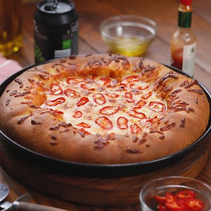 72K views · 332 reactions | You didn't ask, but we delivered: Behold, the baked bean pizza. Don’t miss Pizza Week, now streaming on Tastemade! Sponsored by @OoniHQ. Watch: https://www.tastemade.com/live | Tastemade | Facebook