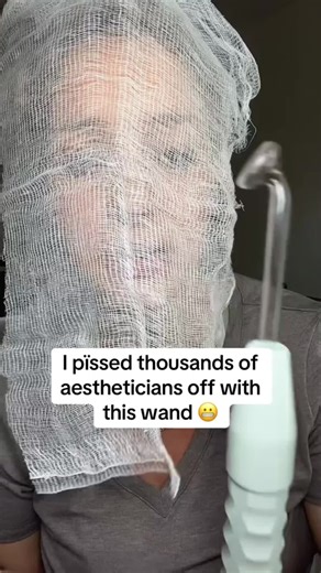 Transform Your Skin with the 6-in-1 Beauty Wand