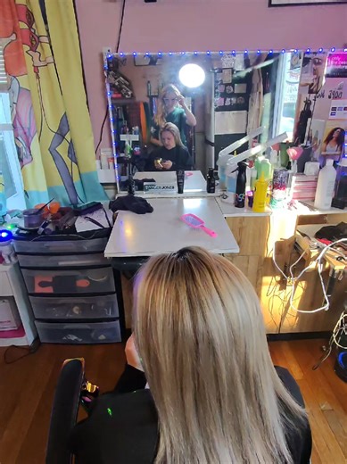 #creatorsearchinsights root melt using demi 5nn and spn for toner after doing highlights #colorcravehairfixx @hairalchemist @Josh morgan