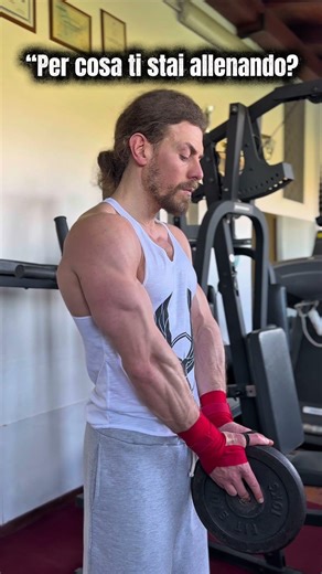 Ci vuole focus mentale, forza, tenuta isometrica e ovviamente un core di ferro per bilanciare 😅😄…