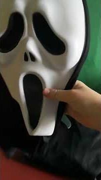 Unboxing Ghostface costume (Halloween Special)