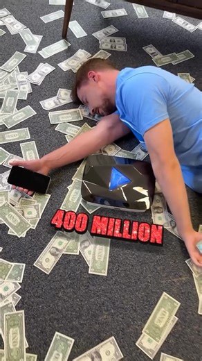 Gaurav sahu on Instagram: "🎥 MrBeast: Job’s Not Finished 🏁 Everyone keeps talking — Is MrBeast falling off? 📉 The truth is, MrBeast (Jimmy Donaldson) is still one of the biggest creators on the planet, constantly innovating with insane budgets and massive giveaways. His empire continues to grow even as the content evolves — and yes, the job’s not finished. 💪 🔥 But let’s clear up some real questions people are searching right now: 🔹 Why did Jake leave MrBeast? Jake “The Viking” Franklin lef