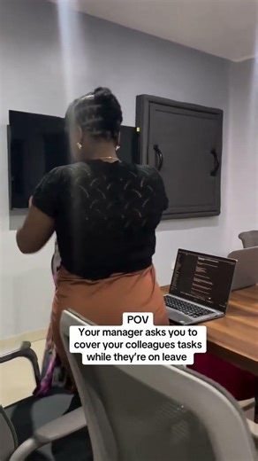 Manager asks you to cover for your colleague while she's on leave #loungenetworks #officelife