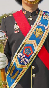 49K views · 2.8K reactions | The U.S. Army Field Band shares this tribute to Queen Elizabeth II along with condolences to the family of Her Majesty The Queen and to the people of the United Kingdom and all Commonwealth nations. Our thoughts are with the Royal Family, King Charles III, all those who loved her, and with our stalwart British allies. #queenelizabeth #royalfamily #army #armybands | The United States Army Field Band | Facebook