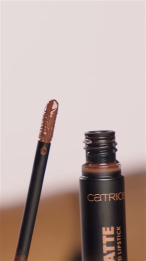 The MATTE you’ll want to wear. ✨ Meet the new #Catrice Endless Matte Liquid Lipstick: Long-lasting, high colour payoff and comfortable to wear! 💄 What’s inside? 🖤 Full colour payoff in just one stroke 🖤 Matte liquid texture with a lightweight feel 🖤 Sleek design with 50% less plastic Get yours today in-store @dischem_pharmacies @dischem.beauty #Catrice #Cosmetics #ownyourmagic #endlessmatte #liquidlipstick #lipstick #matte #catricecosmeticsafrica #CatriceCosmetics #Vegan #CrueltyFree #Beauty