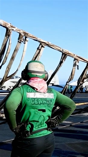 The Emergency Landing Barrier on a Carrier