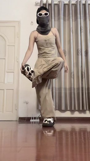 Key Jump: Đừng Hèn Hạ Nữa!