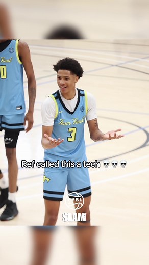 Bro got a tech for smiling 😭😭😭 #peachjam #nikeeybl #eybl