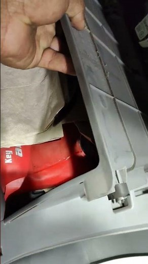 Toyota Sienna blend door actuator replacement follow me thanks 👍👇 in Google Youtube facebook Instag