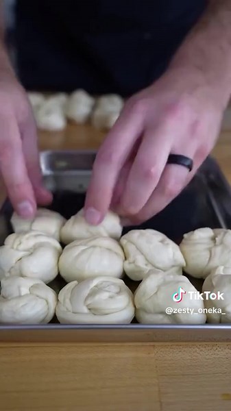 Easy Parmesan Garlic Knots Recipe with Pizza Dough