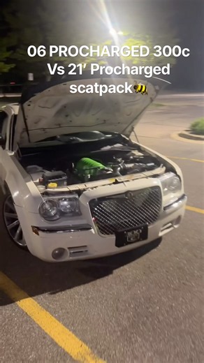 06 Procharged 300c vs ‘21 procharged Dodge Charger Scatpack #mopar #builtnotbought #streetracing