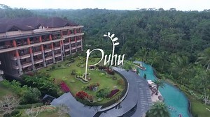 Have some leisurely breakfast, lunch, afternoon tea, or dinner overlooking the best view from Padma Resort Ubud at The Puhu Restaurant featuring Balinese contemporary design and offering a wide range of Indonesian to International cuisine. #padmaubud #padmahotels | Padma Resort Ubud