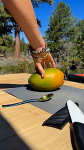 Who else is loving the mangoes this season? Drop a 🥭 if you are! GUESS WHAT!!!! In celebration of it’s ONE YEAR anniversary, The Raw Food Romance Skool Community is 30% off again 🥳 that means If you sign up before Sept 30, 2025 you are LOCKED IN at $33/mo (or $349/yr) instead of $47/mo (or $444/yr)!! Link in bio or go to: https://bit.ly/rawfoodromancecommunity Also - Get any of our 28 ebooks including the NEW ebooks (Sushi, Crackers, Make it Raw 4 and Smoothie Solution) and the classics Hand S