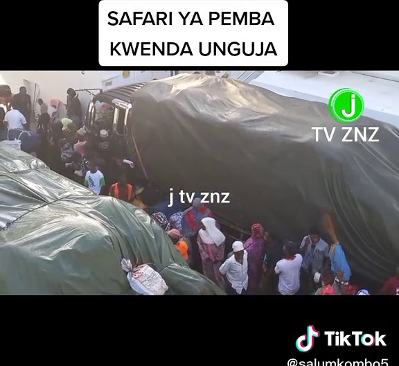 Safari ya Pemba Kwenda Ungulja - Vibrant Ferry Scenes