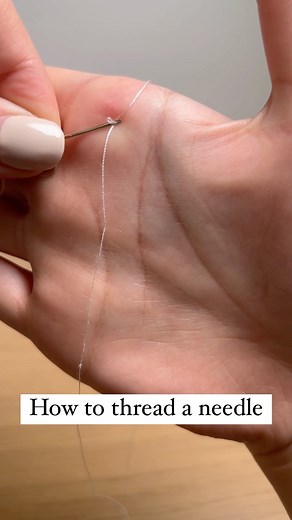 Homemaking Tips on Instagram: "How to thread a needle 🪡 #needle #thread #lifehacks #threadneedle #sewing"