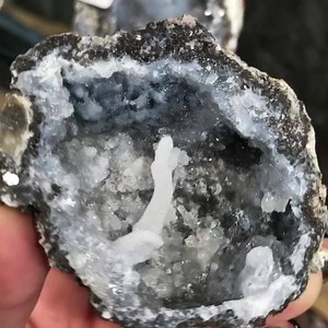 15 reactions · 3 comments | Most beautiful Druzy Stalactite inside this geode ✨ | The Crystal Caves | Facebook