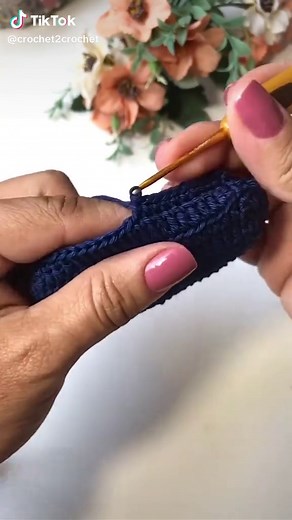 Crochet Baby Booties Pattern | Step-by-Step Tutorial