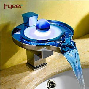 [Hot Item] New Fountain Self-Power Waterfall LED Brass Basin Faucet (FD15050F)