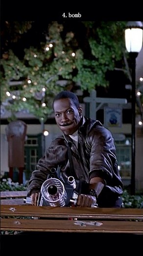 #movie Beverly Hills Cop III – Axel's Ridiculous "Cannon" Shocks Everyone Detroit Fight