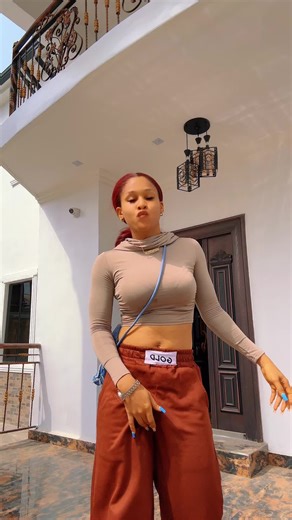 Experience a Cinematic Journey with Berby Picxy