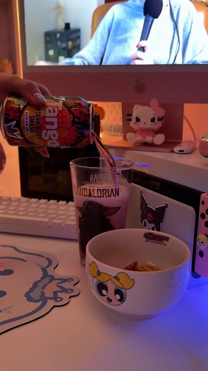 Strawberry smash 🍓 🤯👋🏻 Tango Libya | The Attila sings