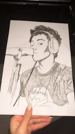 Come on this took an hour please it only takes one second to like it 😫💖