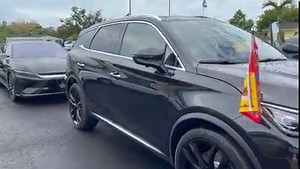 Duke and Duchess Drive Electric The Duke and Duchess of Cambridge are being chauffeured around the streets of Nassau by ASP Keith Ferguson in a purely Electric Vehicle. There will be no stops for gas during this Royal visit, symbolising this country’s commitment to a more environmentally friendly future. The fully electric luxury vehicles were provided by EASY CAR SALES, the first and only 100% E.V. distributor in The Bahamas. | Our News Bahamas