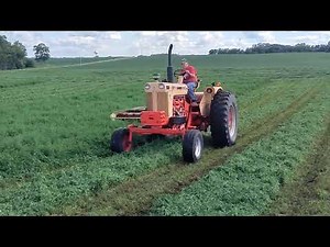 Cutting third crop hay with J.I. Case 930 August 2022.