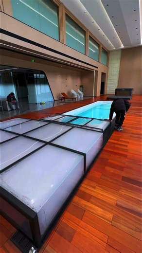 Low Line manual Outdoor Retractable Swimming Pool Cover and Enclosure with Angle Type