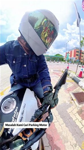 shahzan hotel kuantan #cb250r #whitehelmet #shahzanhotelkuantan #familyride #ladybiker