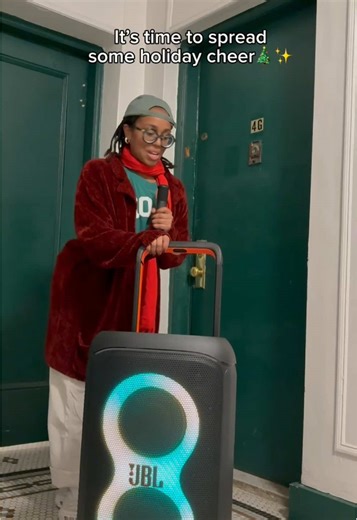 Traditional carols? Nope. Couldn’t hear them over that PartyBox beat drop 😘