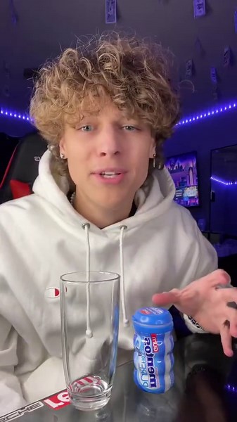 Coke and mentos oil experiment: does it work?