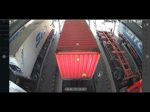 container damage detection system