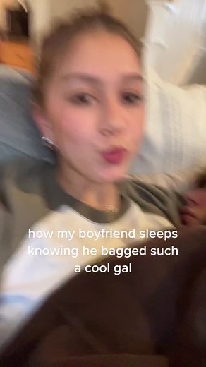 peyt (@peytonr33s3)’s video of how my boyfriend sleeps