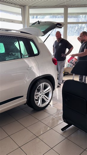 Car_Styling_Berlin (@car_styling_berlin)’s videos with Originalton - Car_Styling_Berlin