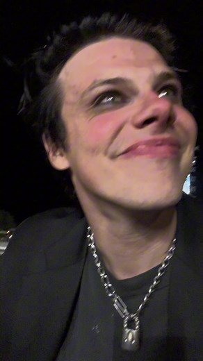 Yungblud's Heartfelt Moment at Bludfest 2024