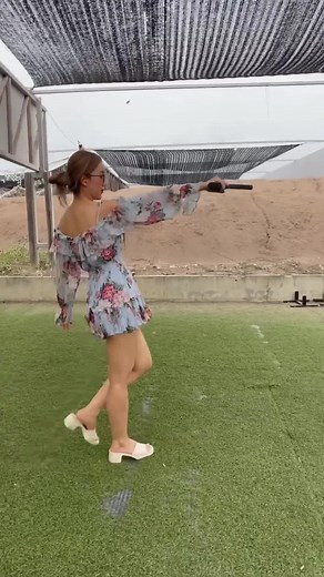 塔兰战术2011战斗大师手枪